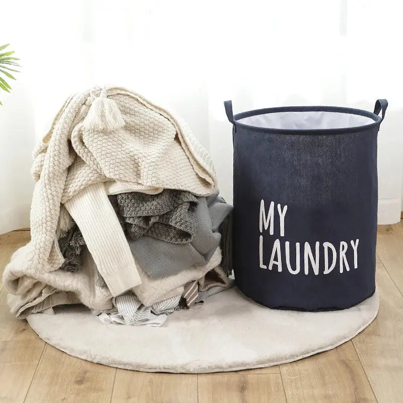 Panier à linge rétractable minimaliste et durable