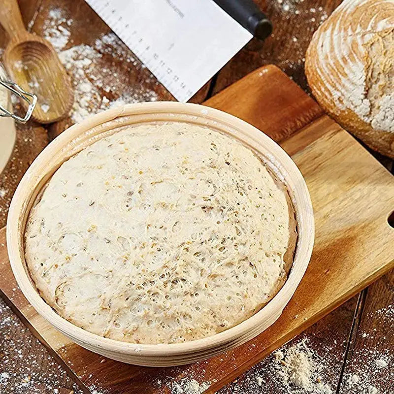 Panier à pain rond en rotin doublé de type banneton Au comptoir des paniers