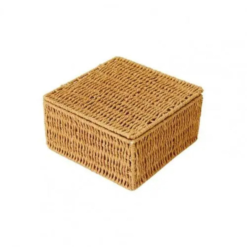 Panier de rangement avec couvercle style vintage sur fond blanc